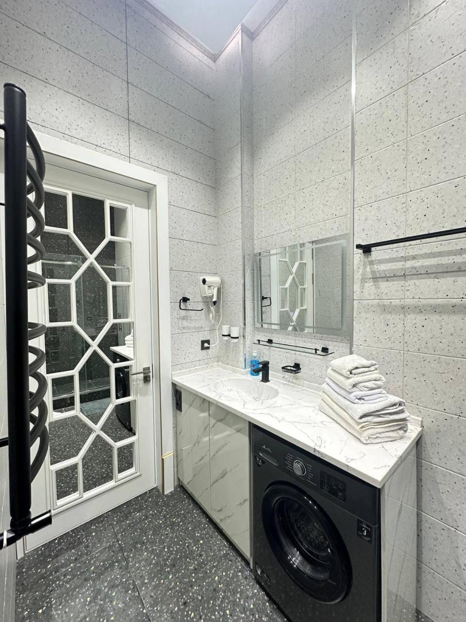 Бульвар Ташкент Сити Apartment ภายนอก รูปภาพ